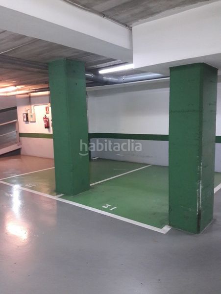 Foto 32fa8556-fc02-4431-b83d-162db66ff9f1. Miete motorradparkplatz in carrer de girona 164 in Barcelona