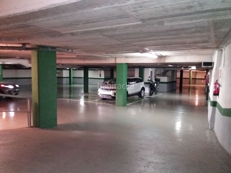 Foto 48debf8e-ddda-4449-a78c-db6e60295ce3. Miete motorradparkplatz in carrer de girona 164 in Barcelona