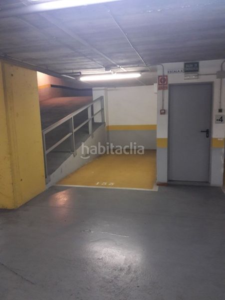 Foto b4aa1ace-ad13-4292-879e-3f642443fa7c. Miete motorradparkplatz in carrer de girona 164 in Barcelona