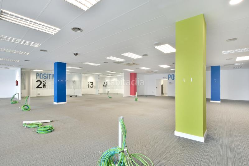 Foto 9b24e08e-005d-4d6e-a5e4-edd036c144a6. Affitto ufficio in carrer de badajoz 145 in El Parc i la Llacuna del Poblenou Barcelona