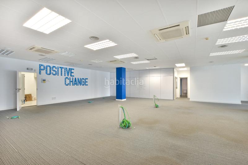 Foto d5a1f19d-51a5-4095-8bc6-a093c8685aab. Affitto ufficio in carrer de badajoz 145 in El Parc i la Llacuna del Poblenou Barcelona