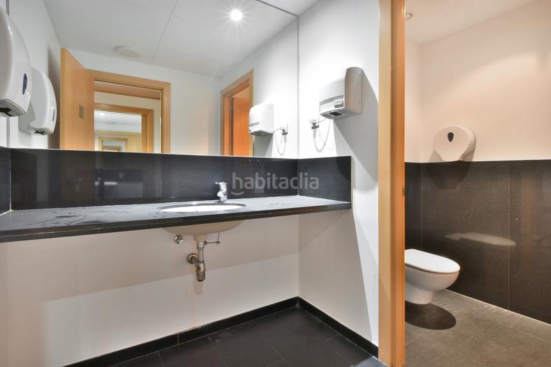 Foto e4ee7c38-1e96-4008-83b4-0389132f5c04. Location bureau dans carrer de badajoz 145 dans El Parc i la Llacuna del Poblenou Barcelona