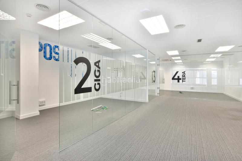 Foto ebec5b00-2758-4744-836a-0654674f13ec. Miete büro in carrer de badajoz 145 in El Parc i la Llacuna del Poblenou Barcelona