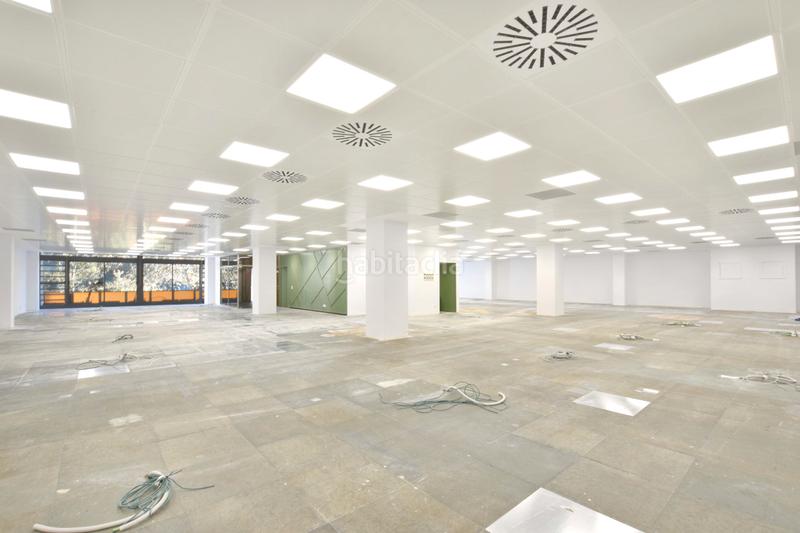 Foto 684e3f7f-ae6e-49d0-8ae8-2fea2648b5ac. Miete büro in carrer de badajoz 145 in El Parc i la Llacuna del Poblenou Barcelona