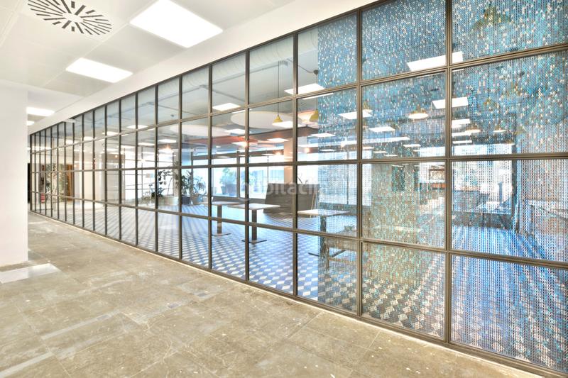 Foto 5fa97730-6ef8-454f-a105-172978ed5235. Rent office space in carrer de badajoz 145 in El Parc i la Llacuna del Poblenou Barcelona