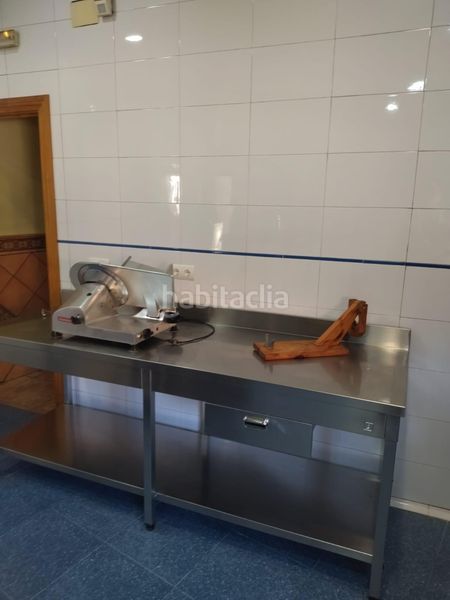 Foto 1b10d871-ba02-421f-af86-0f907b5a49b9. Casa amb calefacció aparcament a Villamejil
