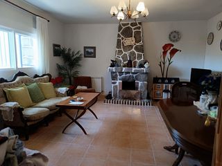 Chalet in Navatalgordo. Casa chalet independiente en zona pantano de burguillo, 100 m2 3