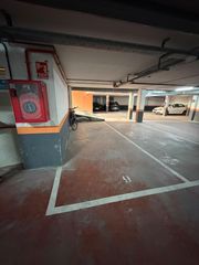 Aparcament cotxe a Centro