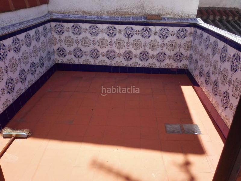 Foto 327a01f5-fd12-49bf-a890-d2bbeeb20b81. Masía casa venta, centro toledo, en dos plantas buhardilla, reforma2007, 4 dormitorios 2 baños en Almorox