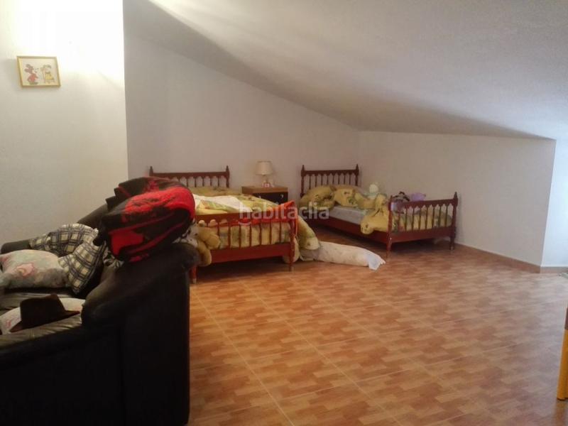 Foto a7395986-ac8c-497c-a1ed-76a6fe3792db. Masía casa venta, centro toledo, en dos plantas buhardilla, reforma2007, 4 dormitorios 2 baños en Almorox