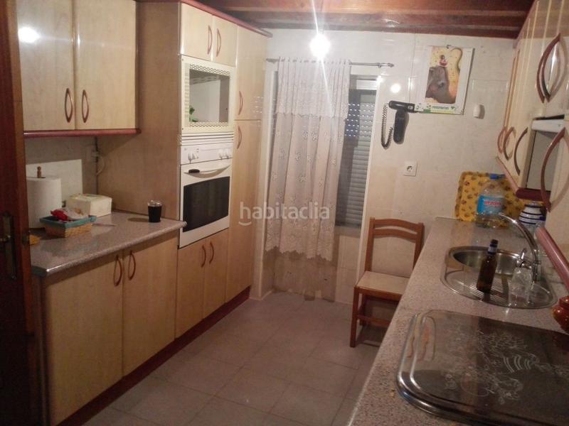 Foto a7bc09e4-6ab1-48d3-b1fa-1a5c28b917ee. Masía casa venta, centro toledo, en dos plantas buhardilla, reforma2007, 4 dormitorios 2 baños en Almorox