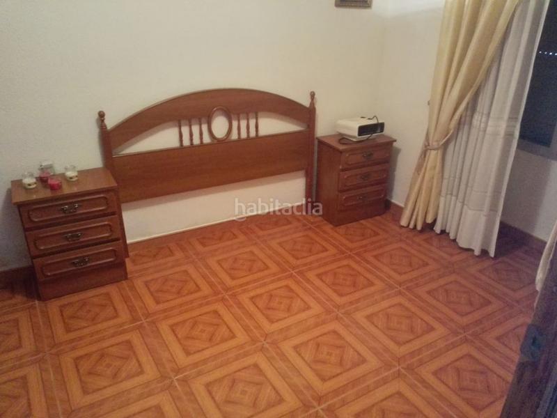 Foto dbea1c96-398e-4b8b-85b3-0183635d51d7. Masía casa venta, centro toledo, en dos plantas buhardilla, reforma2007, 4 dormitorios 2 baños en Almorox