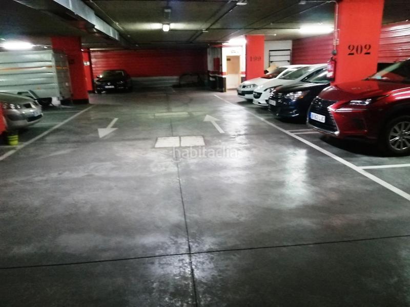 Foto 1e8723fb-fec2-4d87-afcc-67a76d509bdf. Parking voiture dans Norte-Universidad Móstoles