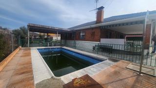 Terreny residencial a Hormigos. Parcela urbana con piscina propia urbanización fuente romero