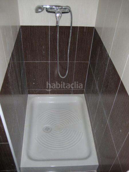 Foto a7250a41-9811-45e6-abb6-c49e2007a207. Pis amb calefacció aparcament terrassa a Fuensalida