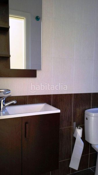 Foto bf0aba1f-6986-435d-a82e-ab5b1ba147d4. Pis amb calefacció aparcament terrassa a Fuensalida