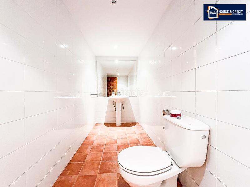 Foto f5623ecc-2d2f-40e1-9e89-cf22a6ac925b. Chalet con camino riscaldamento parcheggio in El Robledal Villalbilla