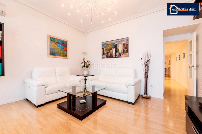 Foto b215cf60-2981-4cee-aa46-2c124ac69037. Appartamento con riscaldamento in Fuente del Berro Madrid