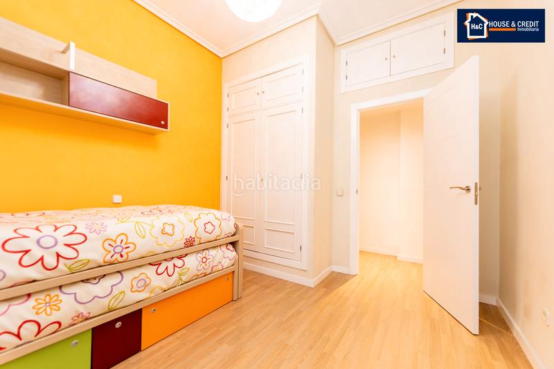 Foto 9af9ef83-e935-4b0c-b9a3-8068c572a3cf. Etagenwohnung mit heizung in Fuente del Berro Madrid