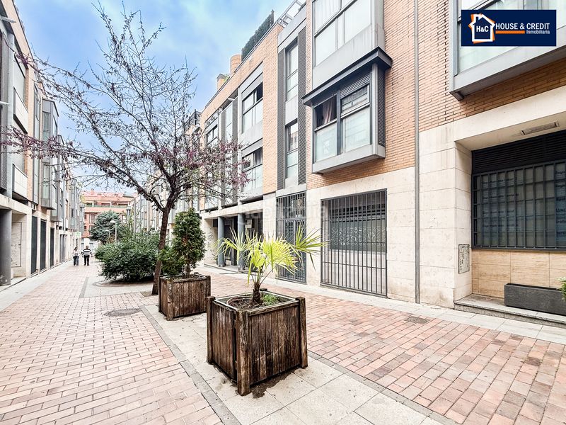 Foto 00de92bf-d919-4186-b54b-7f01098f87ec. Pis amb calefacció aparcament a Berruguete Madrid