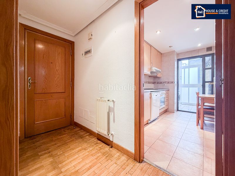 Foto 4dcaddc1-9d1f-4872-9ce4-dddb4e3b3a59. Pis amb calefacció aparcament a Berruguete Madrid