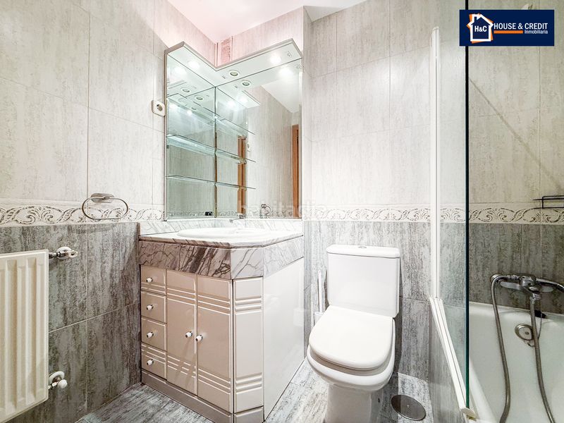 Foto 6c2e024b-21d1-485a-8041-5c5463e3b565. Pis amb calefacció aparcament a Berruguete Madrid