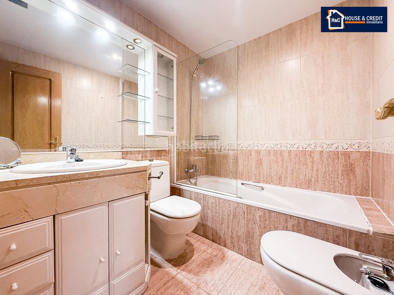 Foto 92f82b8e-18e7-45a2-8479-13d3ffca3dd5. Pis amb calefacció aparcament a Berruguete Madrid