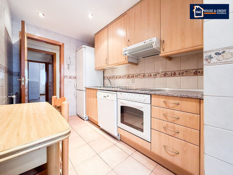 Foto a1b9e8e7-a00b-4ba9-8c79-8dc9459370c4. Pis amb calefacció aparcament a Berruguete Madrid