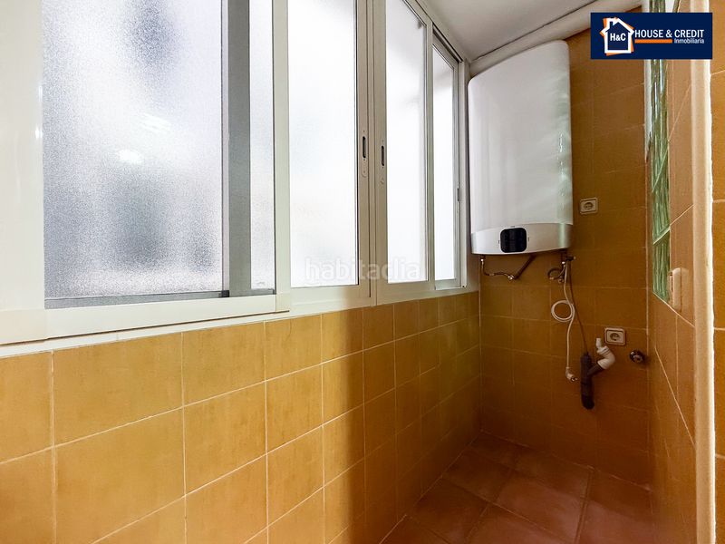 Foto 1653f044-ee7c-4838-808e-9d28aa417fd8. Rent flat with heating in Valderas-Los Castillos Alcorcón