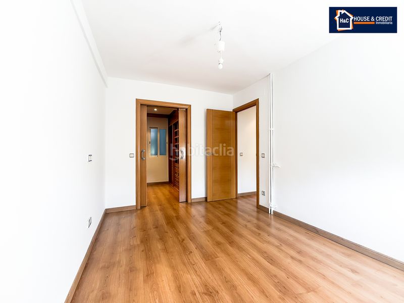 Foto 7f8c4fa0-228a-4806-9adb-ab537281e767. Rent flat with heating in Valderas-Los Castillos Alcorcón