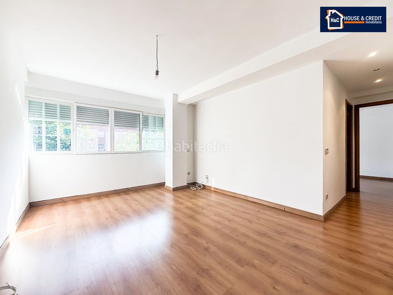 Foto cf5f277c-7af5-40fa-a373-a9ae400fe985. Rent flat with heating in Valderas-Los Castillos Alcorcón