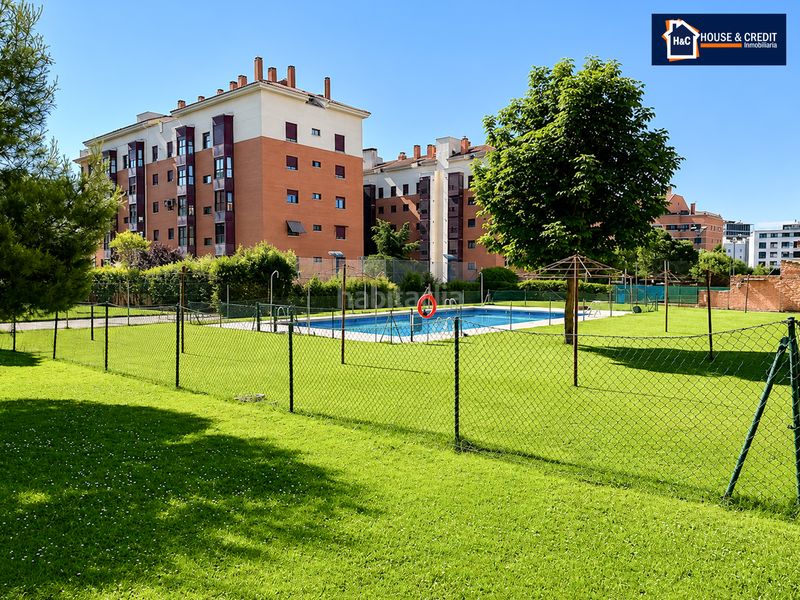 Foto 40e72dc2-6cfa-4c68-8d22-0d28239d3546. Lloguer pis amb calefacció piscina a Parque Oeste-Fuente Cisneros Alcorcón