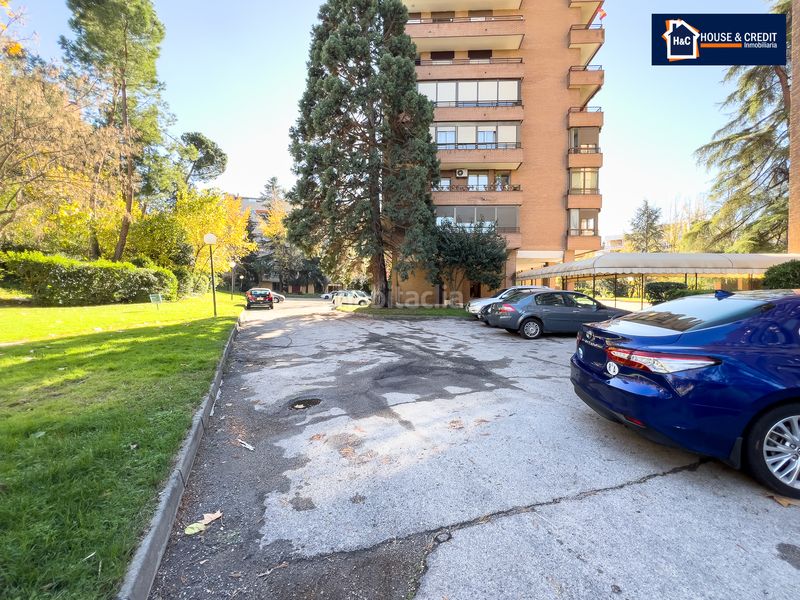 Foto 18bd535e-e233-4244-8f5f-426bcd45a3b4. Pis amb calefacció aparcament piscina a Valdezarza Madrid