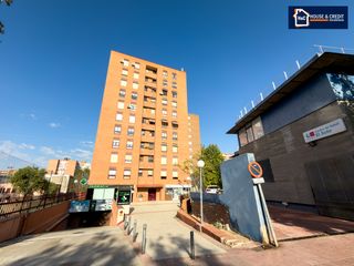 Etagenwohnung in Avenida Olímpica