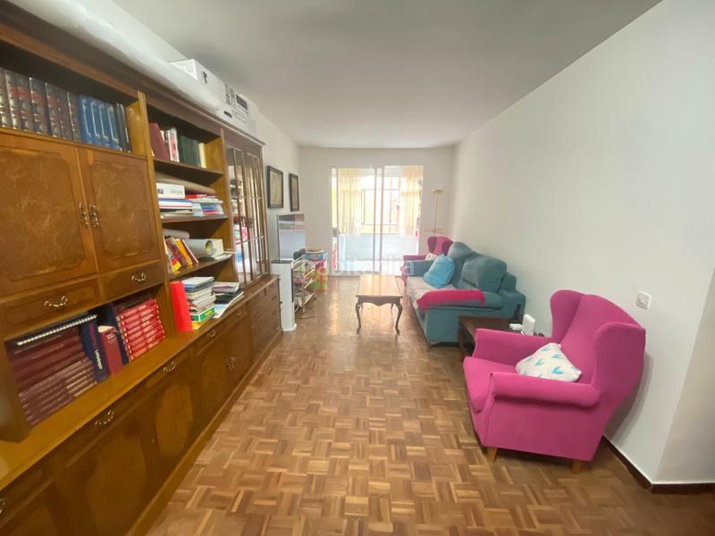 Foto fac16ff9-7d15-4393-b34a-780cc60035ed. Flat with heating in Palos de Moguer Madrid