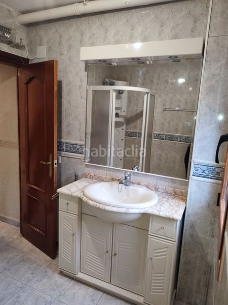 Foto 0d07dbbc-2c36-4c33-939f-da7aa5e1fc1e. Pis a calle del corcho 25 a Cabrera (La)