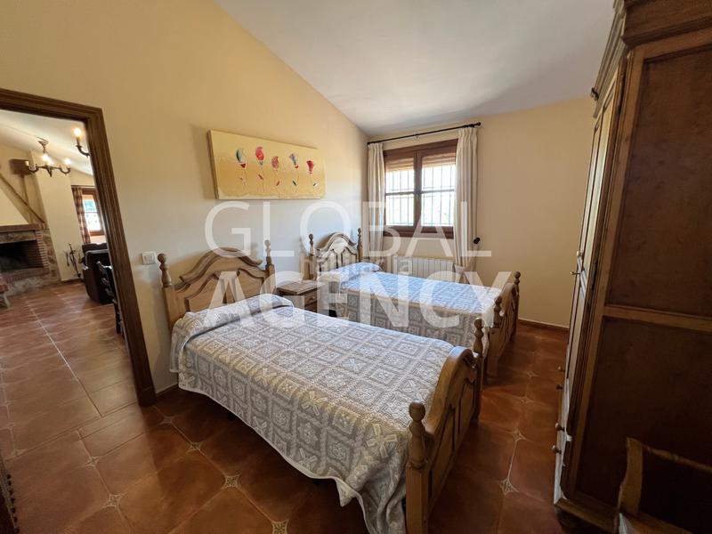 Foto 31525d19-28c1-4a08-895f-86657e67119d. Finca rústica a Belén - San Roque Jaén