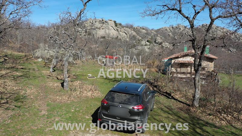 Foto ed951a1f-9a42-4a98-86ae-dbc1a59afa7d. Finca rústica en Soto del Real