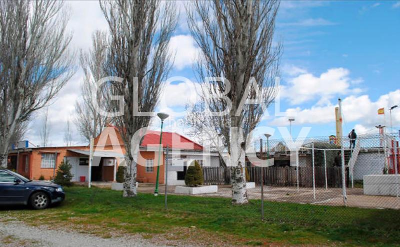 Foto 00e4ba53-c3ec-46bd-9f7a-b80837138633. Fondo rustico in Sol Madrid