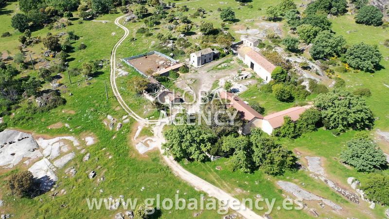 Foto a6e44345-769f-45c0-ad8f-e7736155e344. Landgut in Centro-Manguilla Escorial (El)