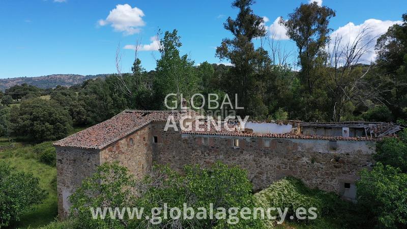 Foto b81d32ed-0b17-41ae-b8b5-cc4e0d3ea6a0. Mas avec cheminée dans Tejeda de Tiétar