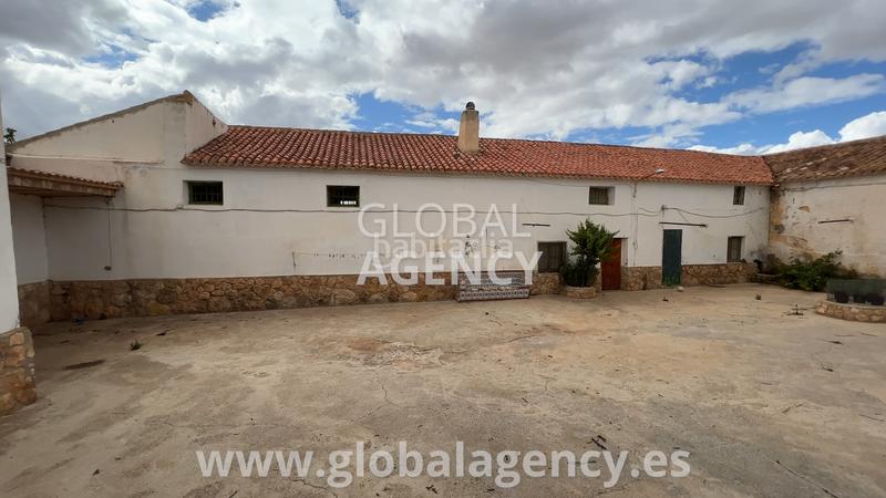 Foto 989956c9-22a8-4e49-baec-f4fa592f3120. Fondo rustico in Ensanche - Franciscanos Albacete