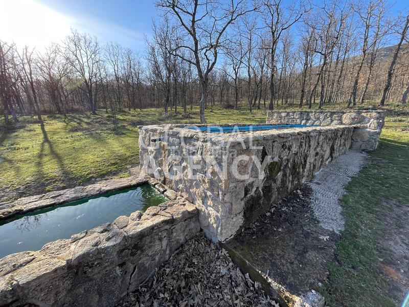 Foto 2bb1e598-34ca-42ec-ae52-4b1244c593df. Fondo rustico in Soto del Real