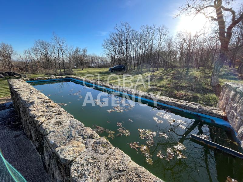 Foto d065d621-6005-4111-ab5c-3c2dfbf5a194. Fondo rustico in Soto del Real