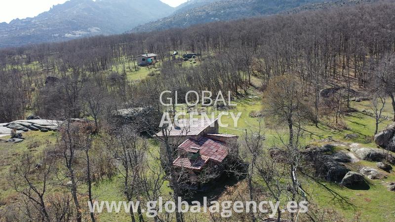 Foto 6c448039-5606-4048-a0c2-57ef5317cc35. Landgut in Soto del Real