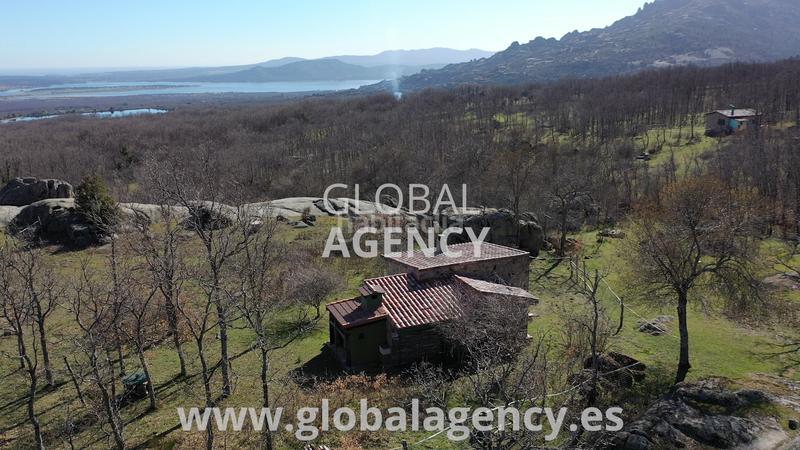 Foto 71e6a33f-ee9a-4e9c-9f87-ad382606aa23. Finca rústica en Soto del Real