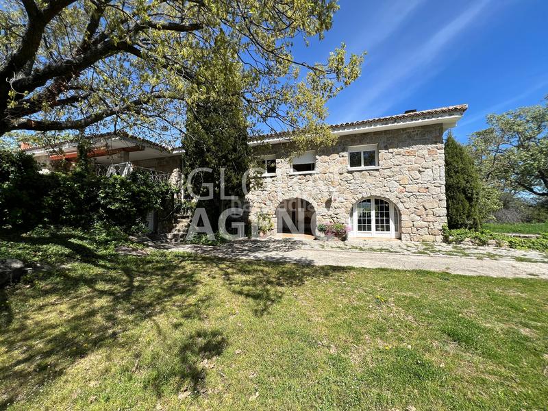 Foto f9ab107e-be39-425f-a92f-10c0b33c0da9. Country house with fireplace heating parking pool in Escorial (El)