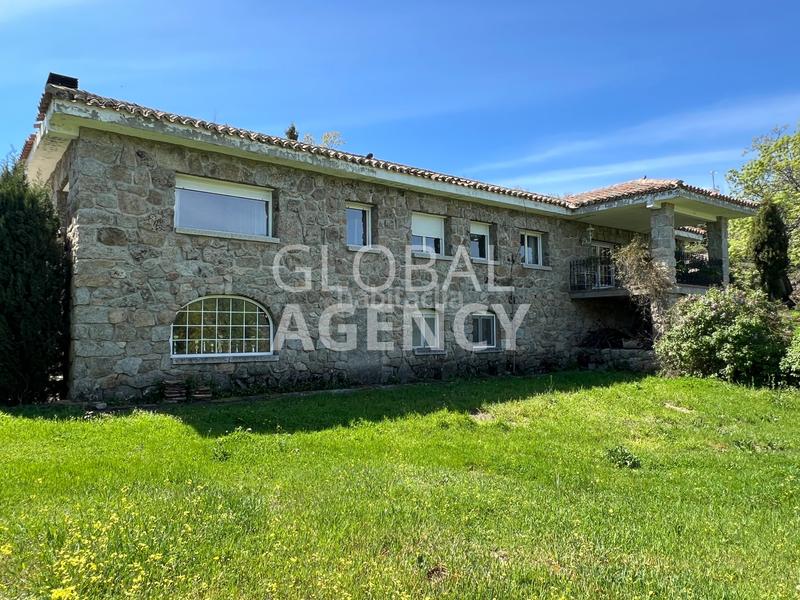 Foto ad8e6989-e0c1-47f4-8301-cd0861093dda. Finca rústica en Centro-Manguilla Escorial (El)