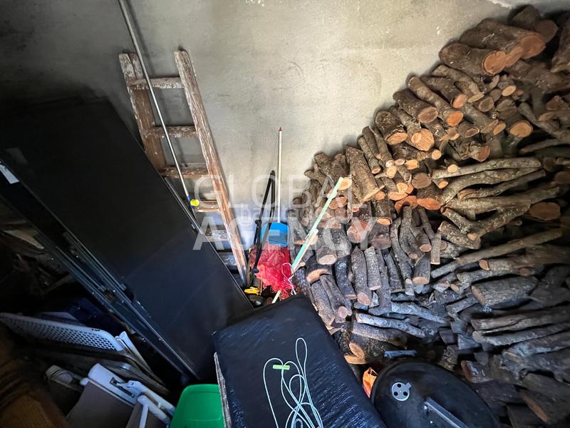 Foto b8da5cb9-4d45-4b20-9626-d38325aa4c94. Chalet avec cheminée chauffage parking dans Herradón de Pinares