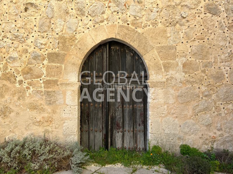 Foto 4d7e87a9-2ec3-4c74-896f-4ef9b4c472f1. Building in El Viso Madrid